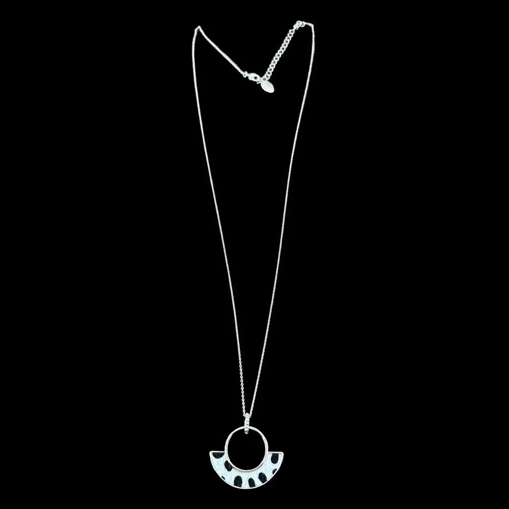 Ann Taylor Factory Long Silver Tone Necklace Animal Print Pendant Dots 32” shiny